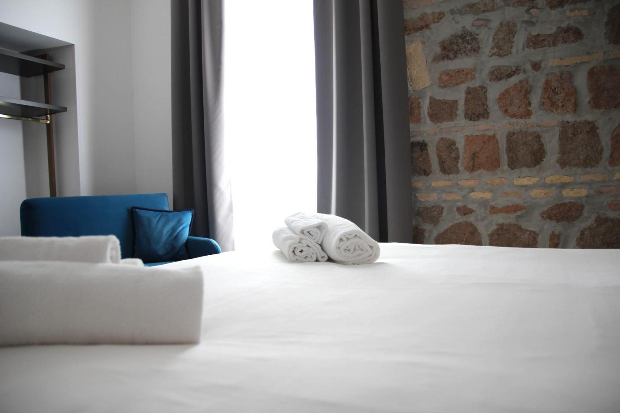 Joyful 148 Luxury Guest House Powered By Joyful Termini Boutique Guest House Рим Экстерьер фото